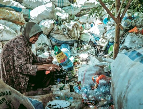 [FKP hosted by LPEM FEB UI] Pengelolaan sampah di Indonesia: tantangan dan peluang
